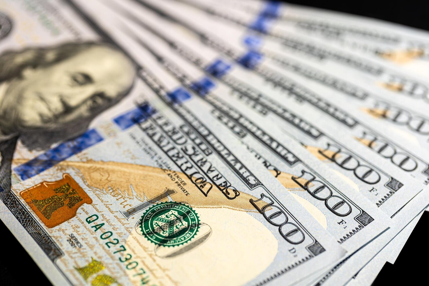 USD/JPY jumped back above ¥160 Friday after the yen ripped 600 pips